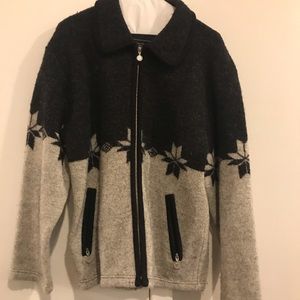 100% Wool Bernardo Essentials Medium Coat